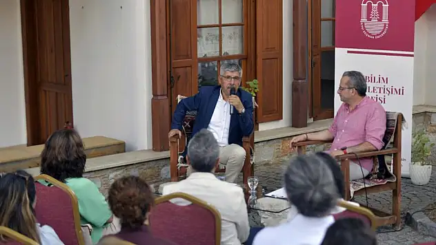 MSKÜ'de bilim kafe sohbetleri devam ediyor