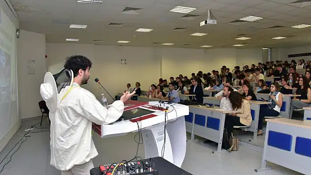 MSKÜ Tıp Fakültesi'nde Bilim Şenliği düzenlendi