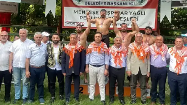 Muğla'da baş pehlivanlık Mehmet Şimşek'in oldu!