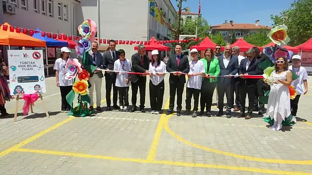 Muğla'da Bilim Fuarı renkli görüntülerle açıldı