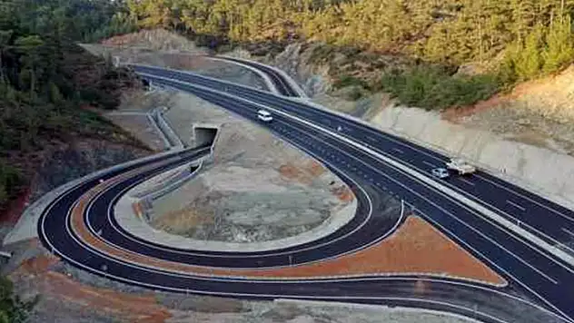 Sürücüler dikkat! Muğla-Denizli yolunda yapım çalışması
