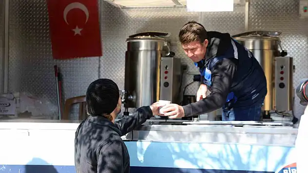 MUĞLA BELEDİYESİ'NDEN ÜNİVERSİTE ÖĞRENCİLERİNE HER GÜN SICAK ÇORBA