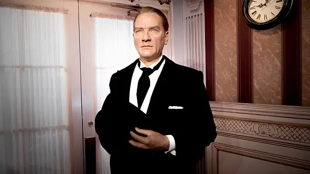 BERLİN ATATÜRK'ÜN BALMUMU HEYKELİNİ MİSAFİR EDİYOR