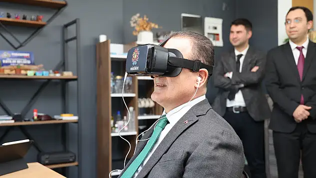 VALİ İDRİS AKBIYIK, TEKNOPARK'I ZİYARET ETTİ