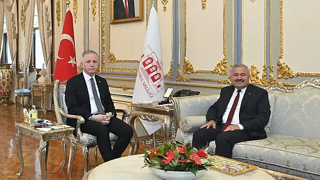KAVAKLIDERE BELEDİYE BAŞKANI DEMİR'DEN, VALİ GÜL'E ZİYARET