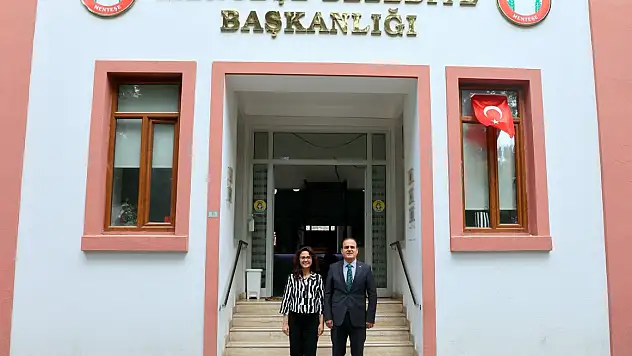 MUĞLA VALİSİ'NDEN, MENTEŞE BELEDİYE BAŞKANI'NA ZİYARET
