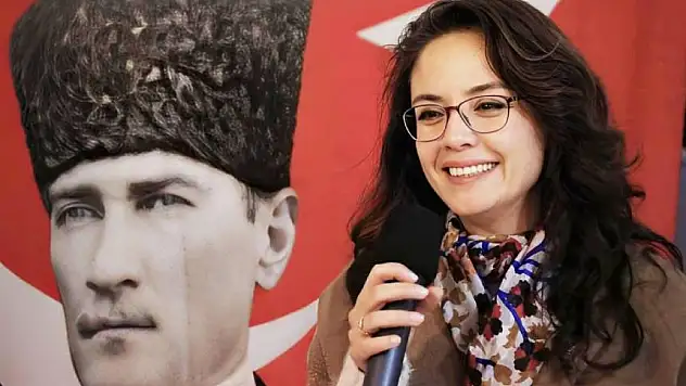 GONCA KÖKSAL'DAN 30 AĞUSTOS ZAFER BAYRAMI MESAJI