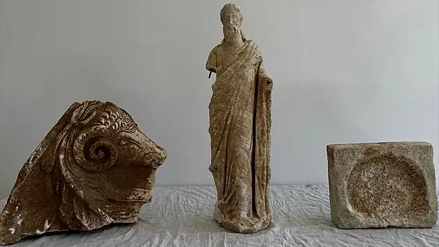 MİLAS'TA BULUNAN TARİHİ ESERLER ŞAŞIRTTI! ROMA DÖNEMİNE AİT ESERLER ELE GEÇİRİLDİ