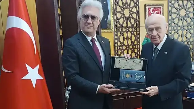 Tamer Karadağlı'dan Devlet Bahçeli'yi makamında ziyaret
