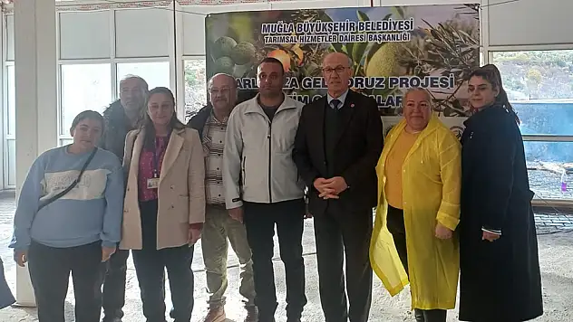 Badem biti ve zeytin zararlılarıyla mücadelede yüzlerce kişi eğitim aldı