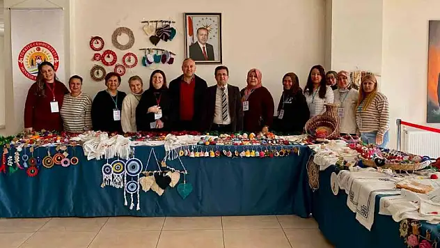 İlgililerinin dikkatine! Menteşe'de el sanatları sergisi açıldı