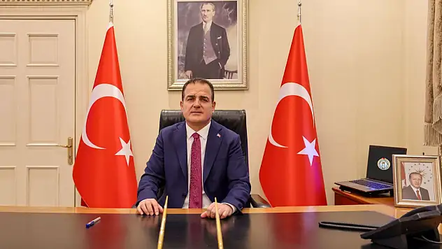 Vali Akbıyık'tan 15 Temmuz mesajı: Zaferin adı Türkiye!