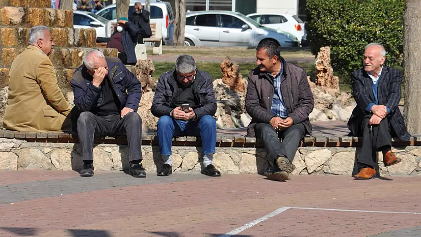 Emekli İkramiyeleri İçin Yeni Formül Masada