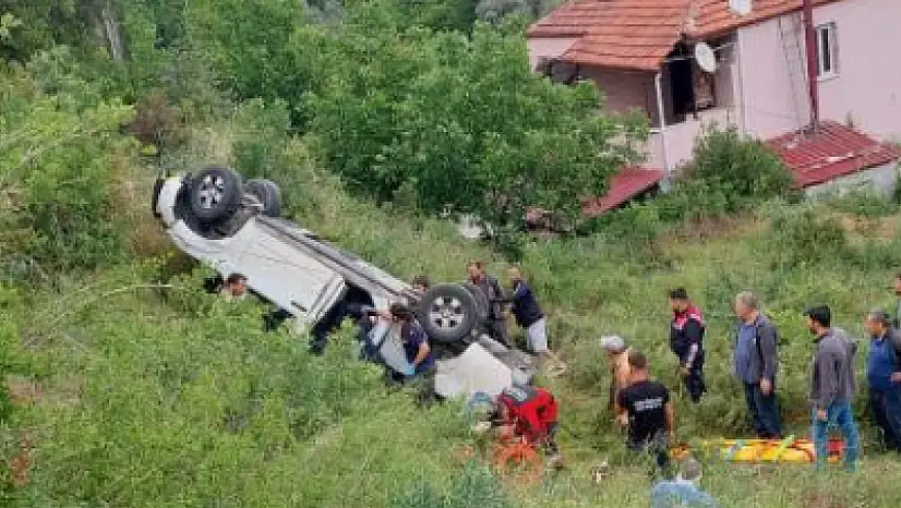 Muğla'da feci kaza: 4 kişi şarampole yuvarlandı