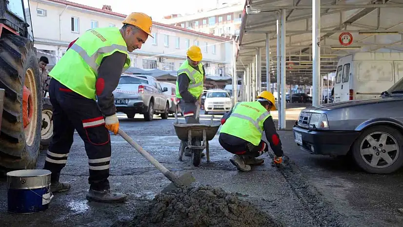 Pazarcılar istedi, Başkan Köksal yaptı