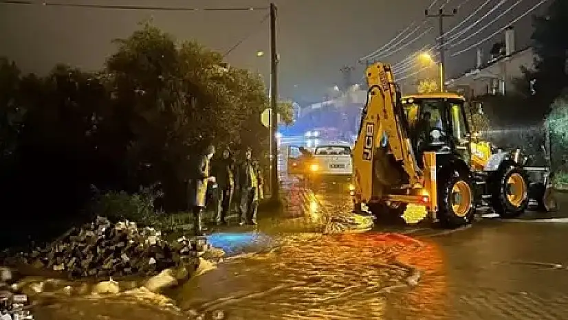 Datça'da sağanak yağışın bilançosu ortaya çıktı: 16 ev ve 2 iş yeri etkilendi!