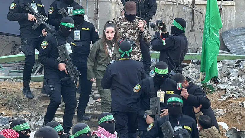Hamas ile İsrail arasındaki esir takası bugün de devam etti