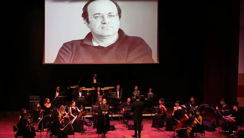 Araştırmacı gazeteci ve yazar Uğur Mumcu, Muğla'da sevdiği şarkılarla anıldı
