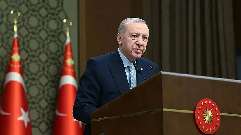 Cumhurbaşkanı Erdoğan: Mikrofonu kapan millete hakaret ediyor